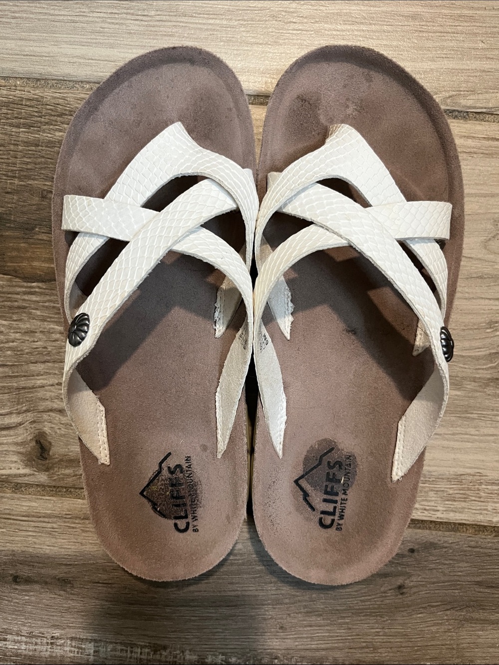 Cliffs by WHITE MOUNTAIN Ivory Crisscross Slide Sandals